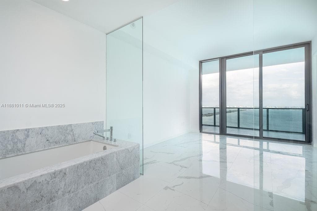 480 NE 31 St # 3101, Miami FL 33137 — 12