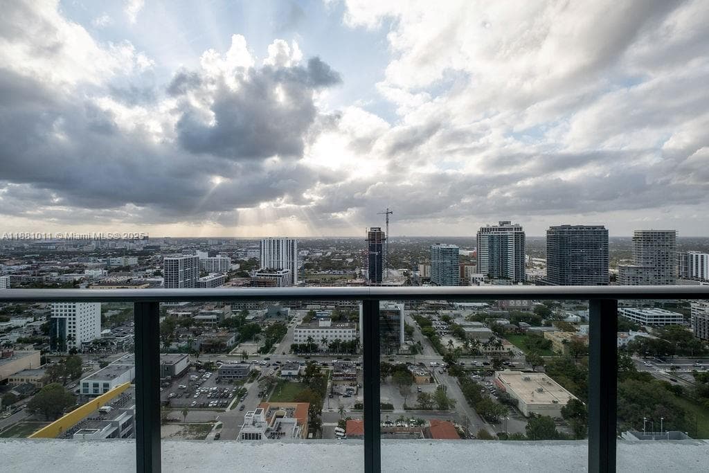 480 NE 31 St # 3101, Miami FL 33137 — 7