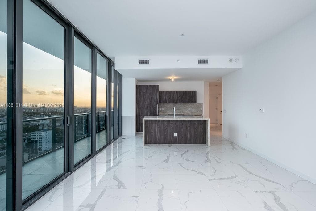 480 NE 31 St # 3101, Miami FL 33137 — 30