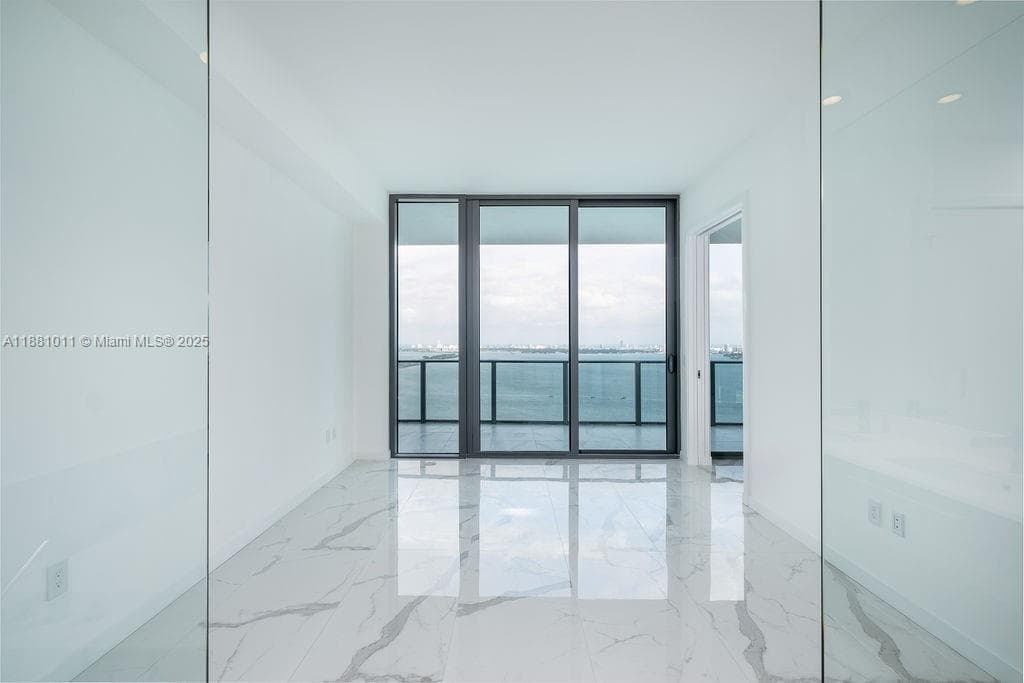 480 NE 31 St # 3101, Miami FL 33137 — 10