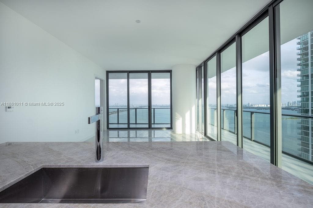 480 NE 31 St # 3101, Miami FL 33137 — 18