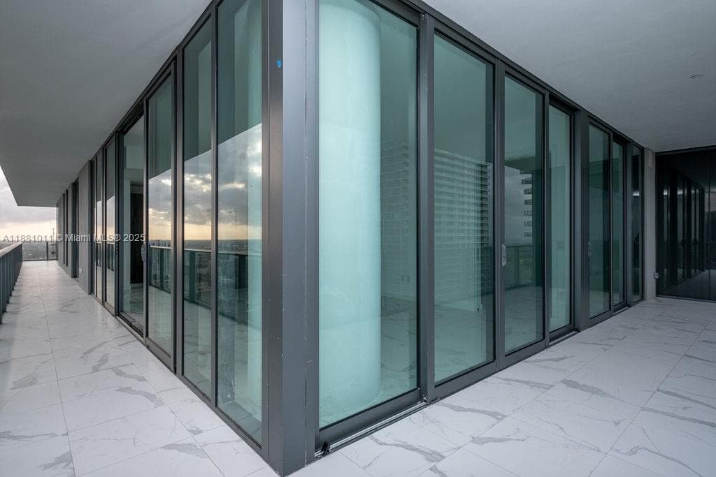 480 NE 31 St # 3101, Miami FL 33137 — 21