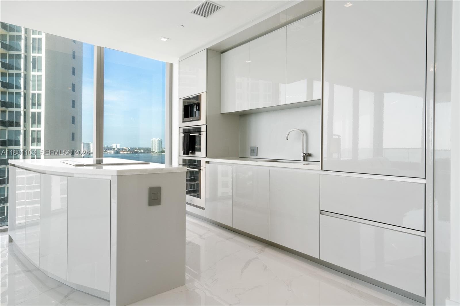 18975 Collins Ave # 1104, Sunny Isles Beach FL 33160 — 19