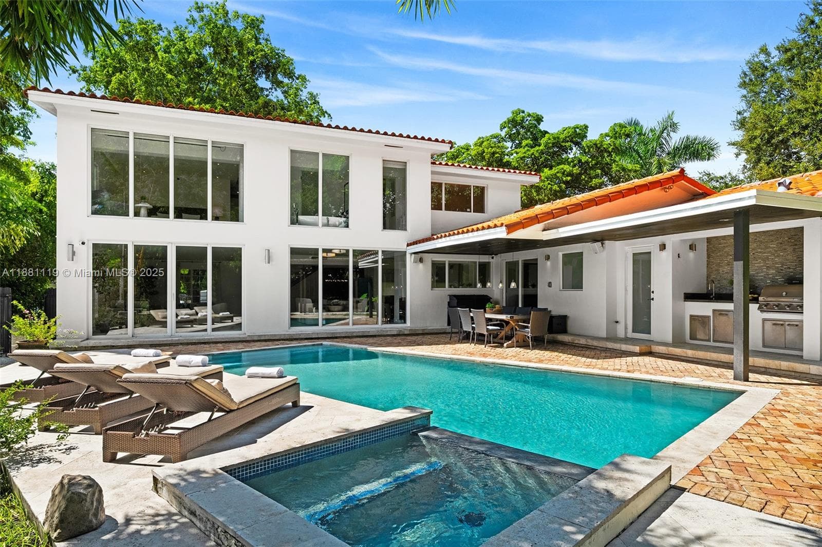 575 Bay Point Rd, Miami FL 33137 — 72
