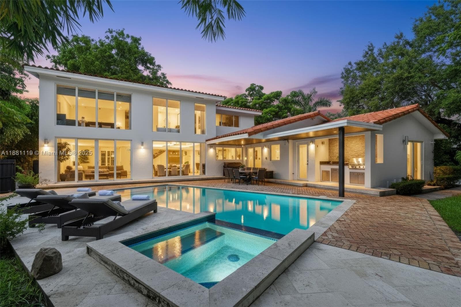 575 Bay Point Rd, Miami FL 33137 — 1