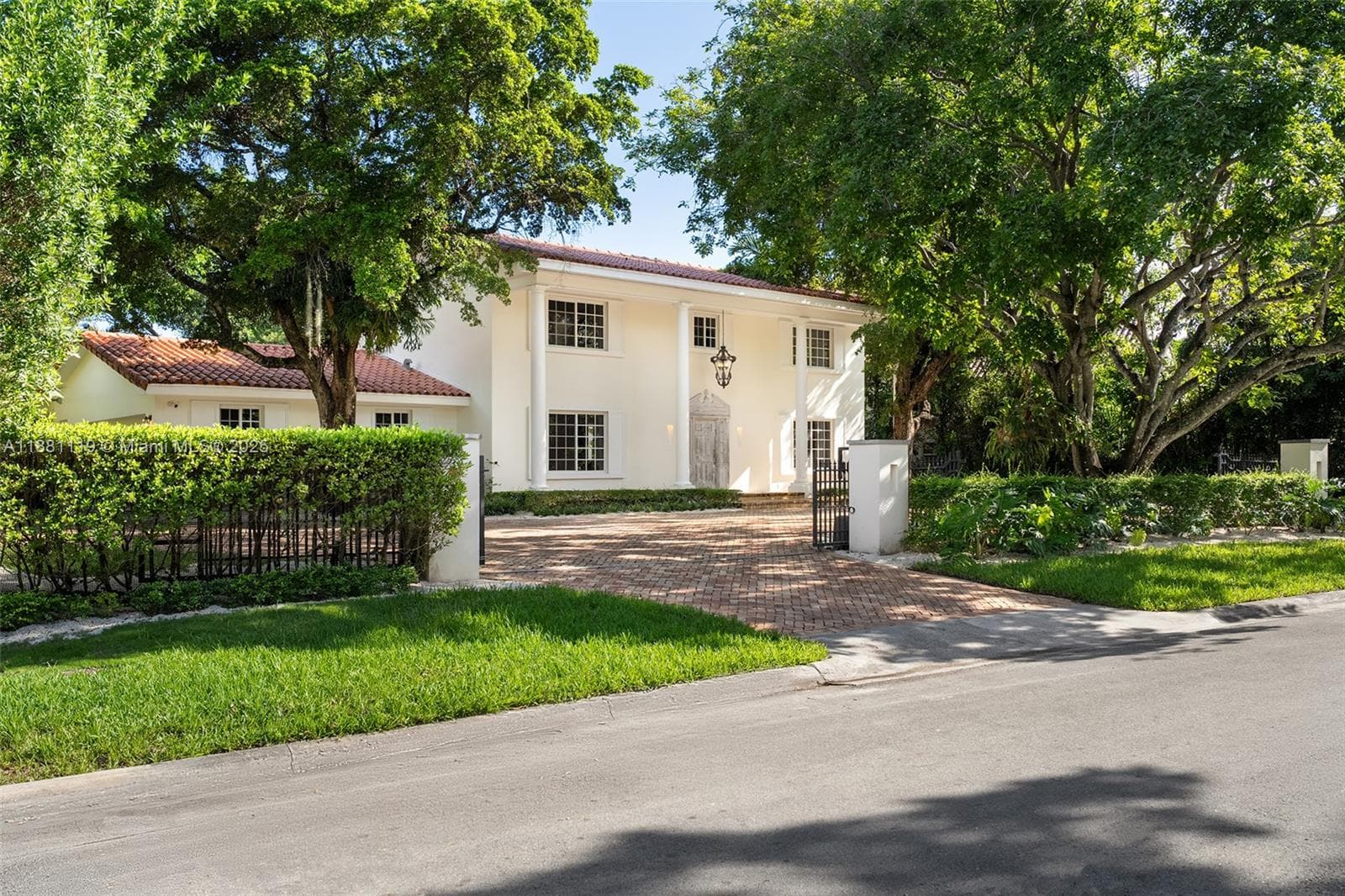 575 Bay Point Rd, Miami FL 33137 — 20