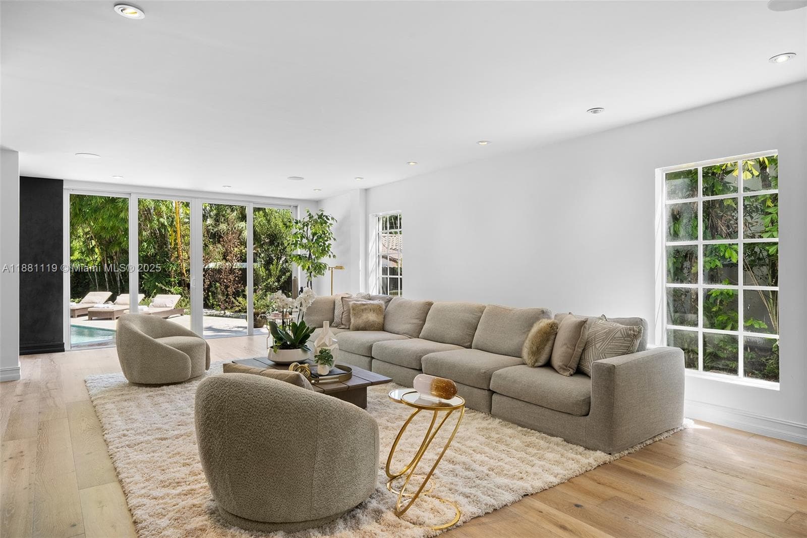 575 Bay Point Rd, Miami FL 33137 — 25