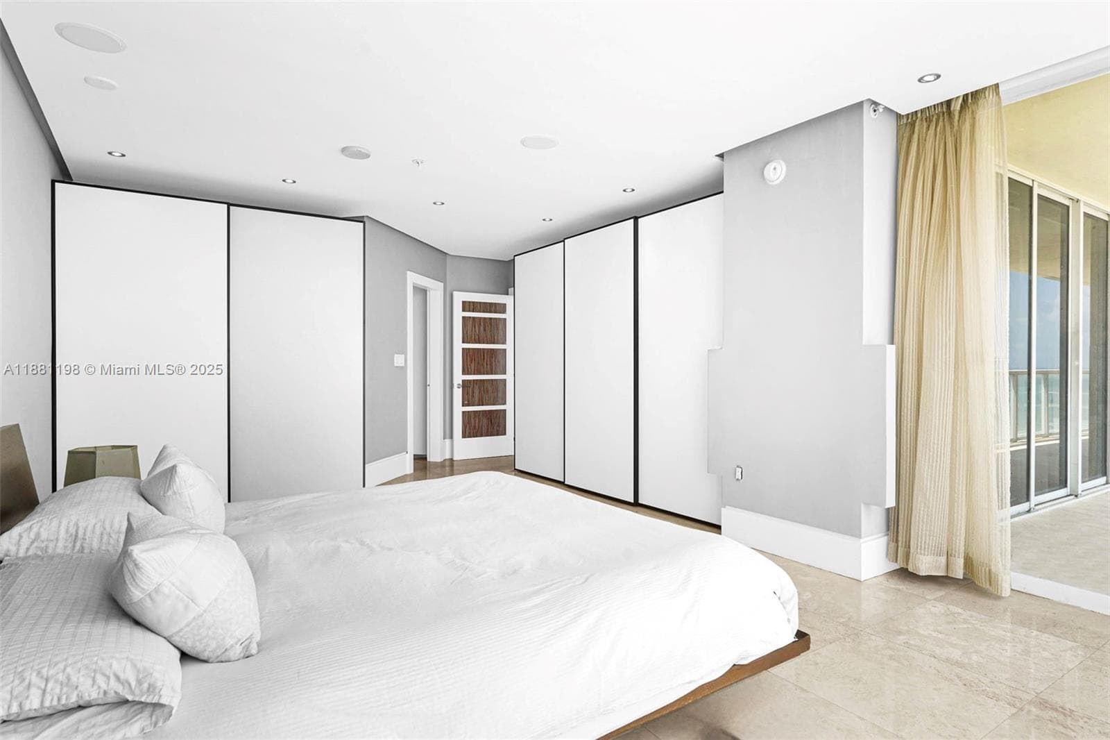 16699 Collins Ave # 1103, Sunny Isles Beach FL 33160 — 25