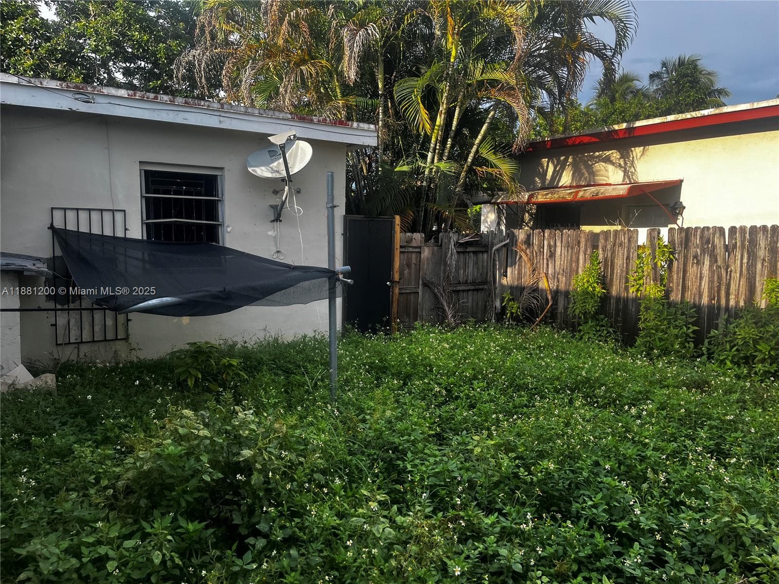 1132 NW 118th St, Miami FL 33168 — 16