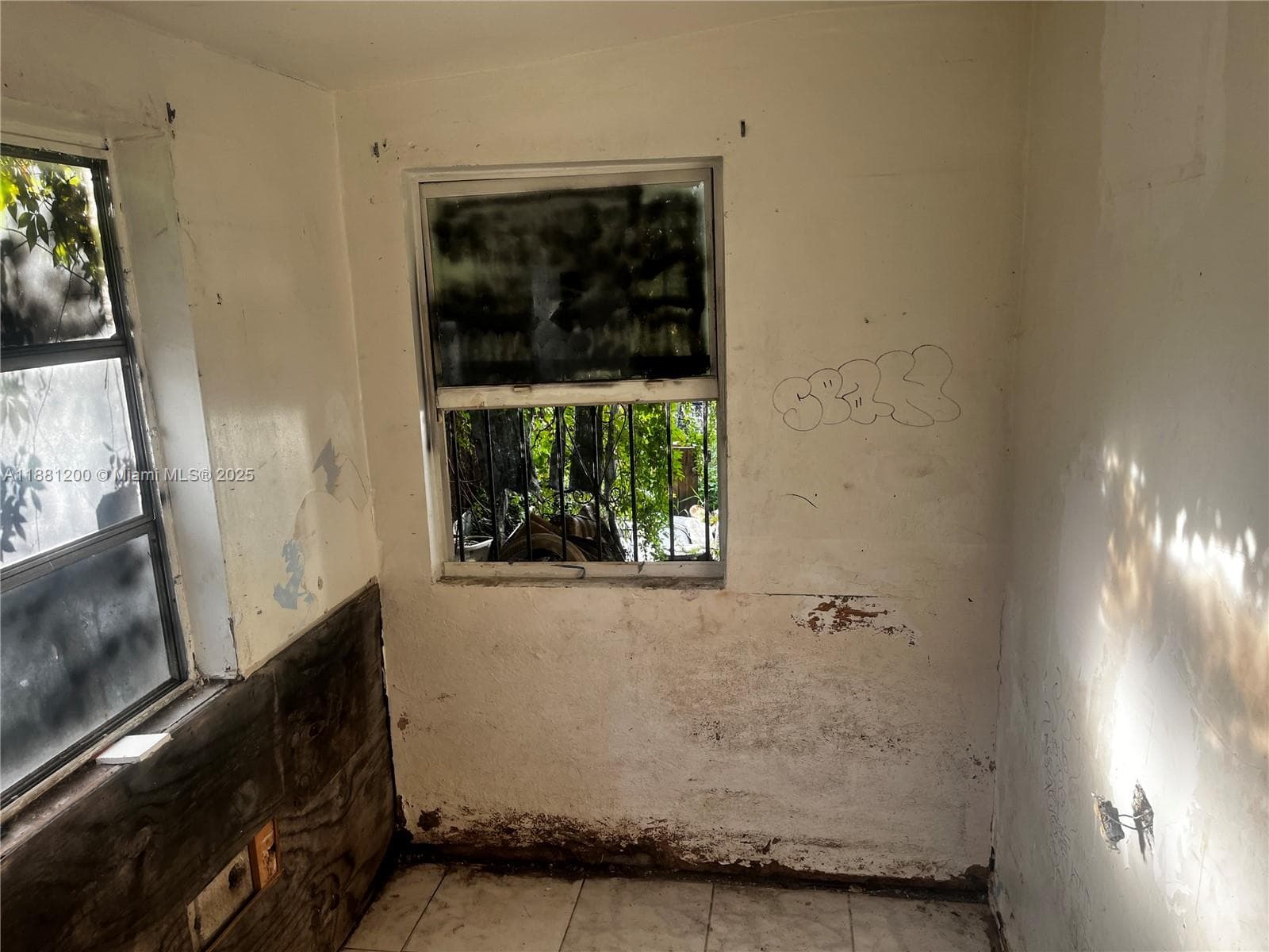 1132 NW 118th St, Miami FL 33168 — 36