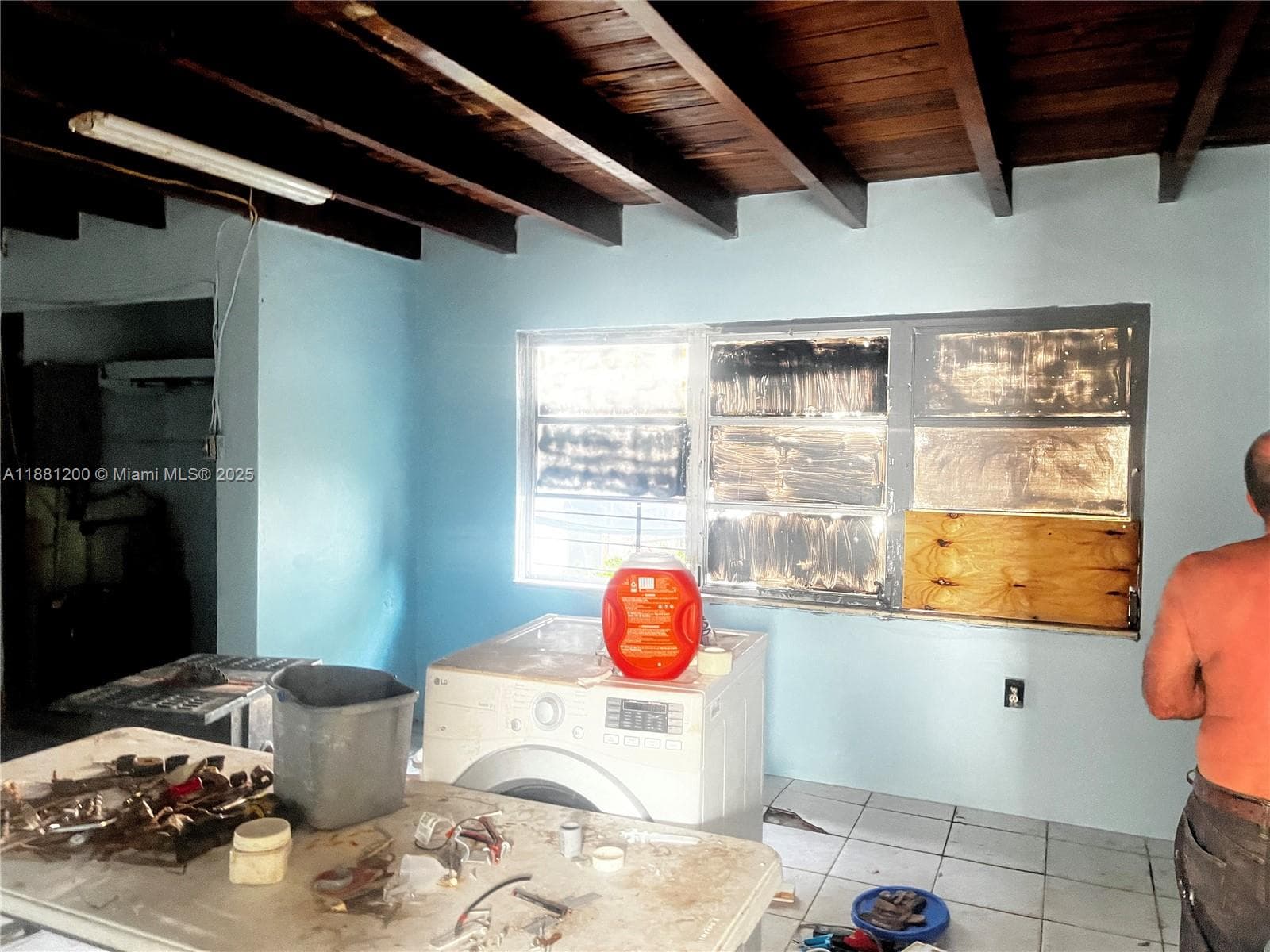 1132 NW 118th St, Miami FL 33168 — 9