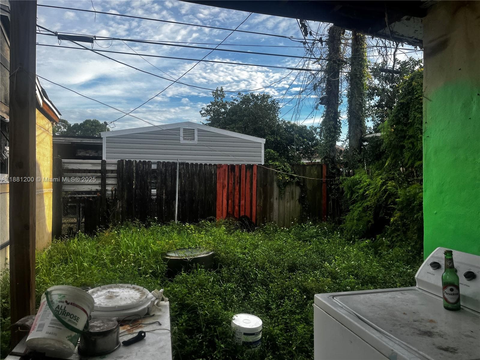 1132 NW 118th St, Miami FL 33168 — 33