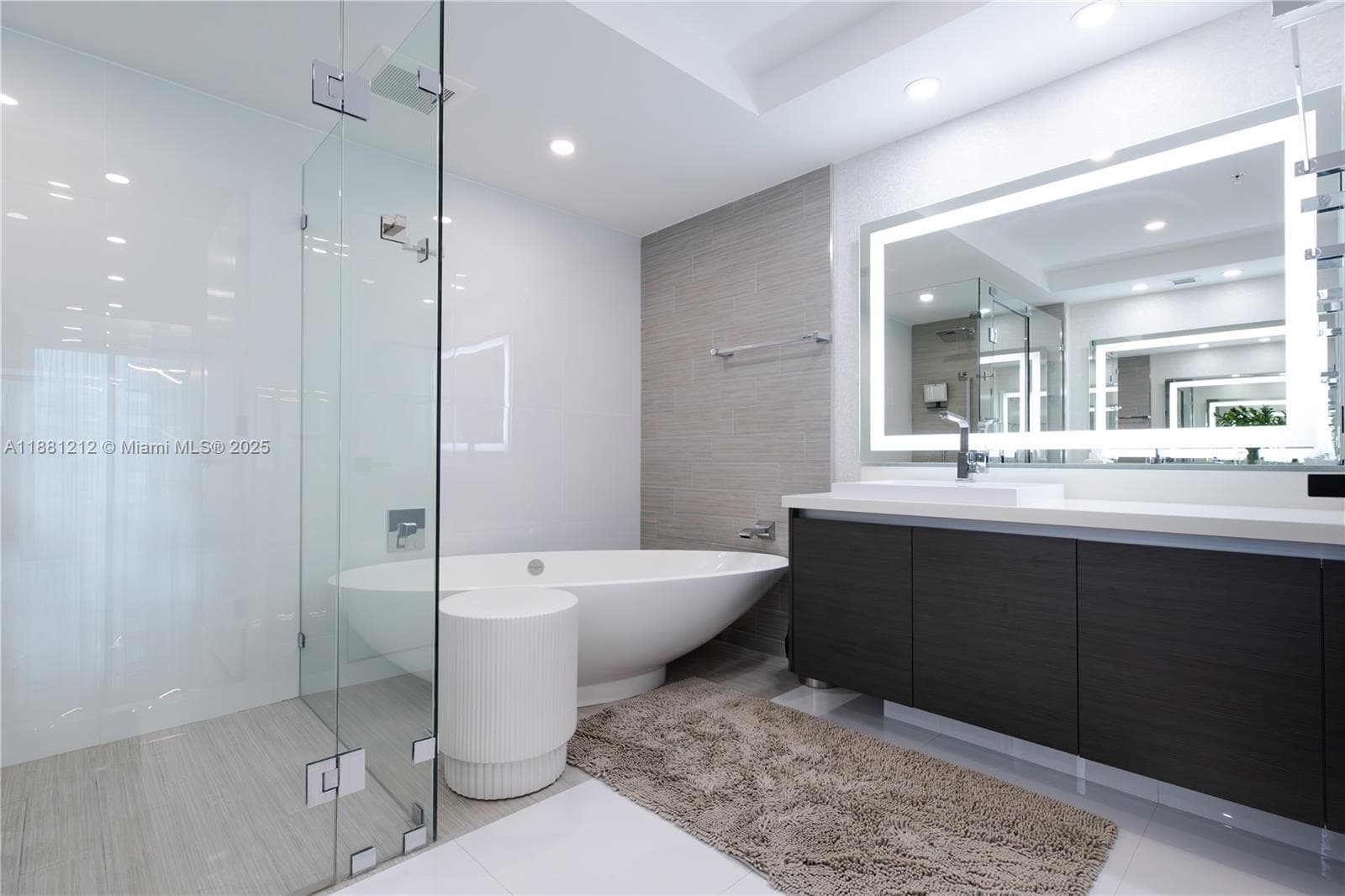 300 Sunny Isles Blvd # 1508, Sunny Isles Beach FL 33160 — 18