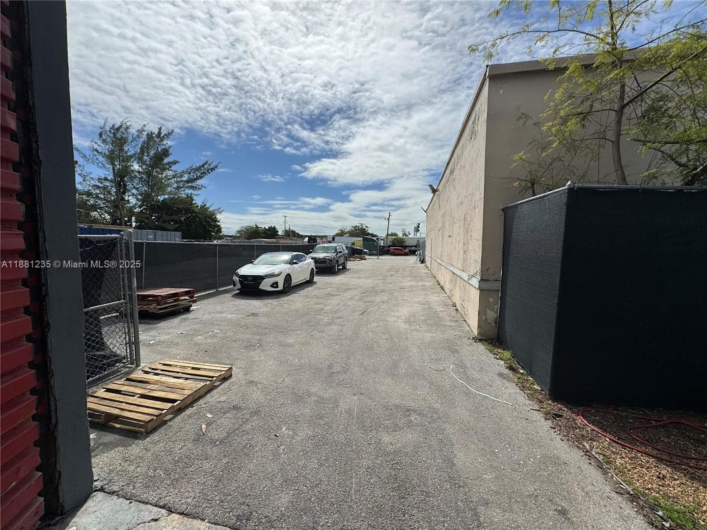Miami, FL — 3