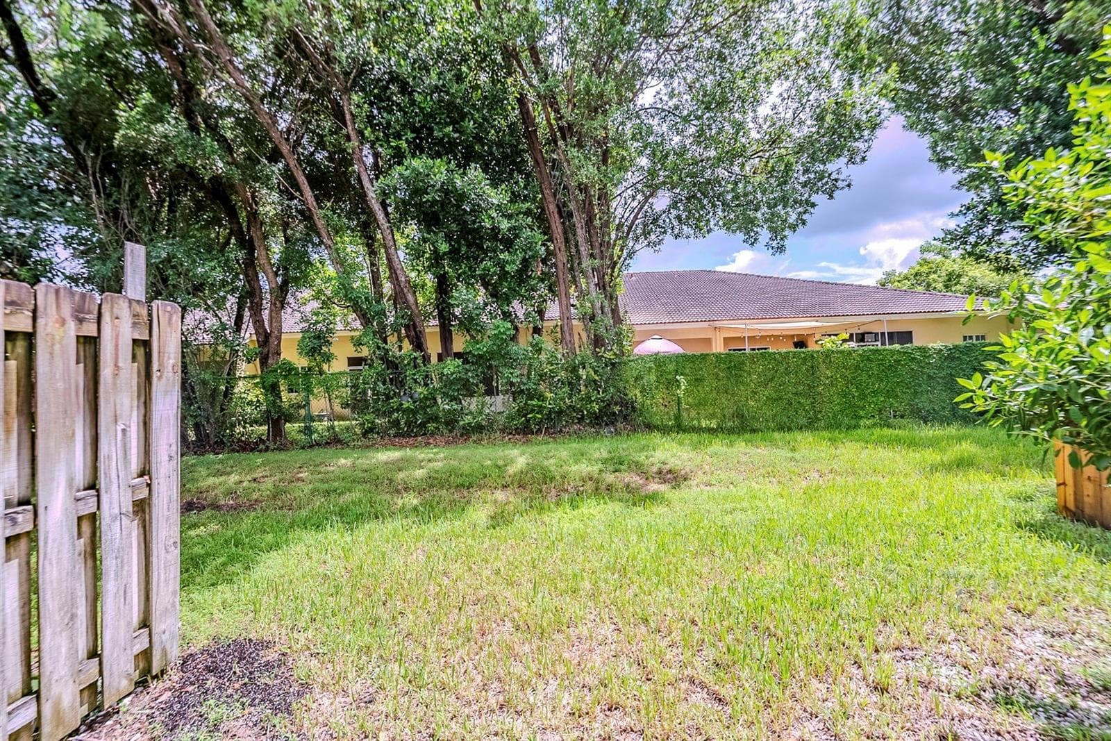 1137 NE 31st Terrace, Homestead FL 33033 — 37