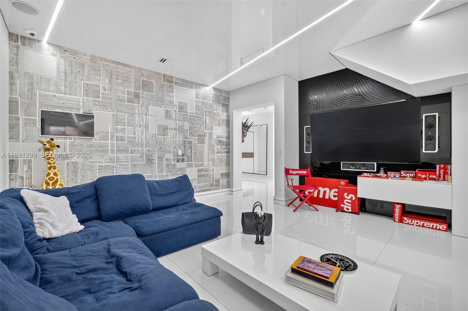 3710 NE 208th Ter, Aventura FL 33180 — 19