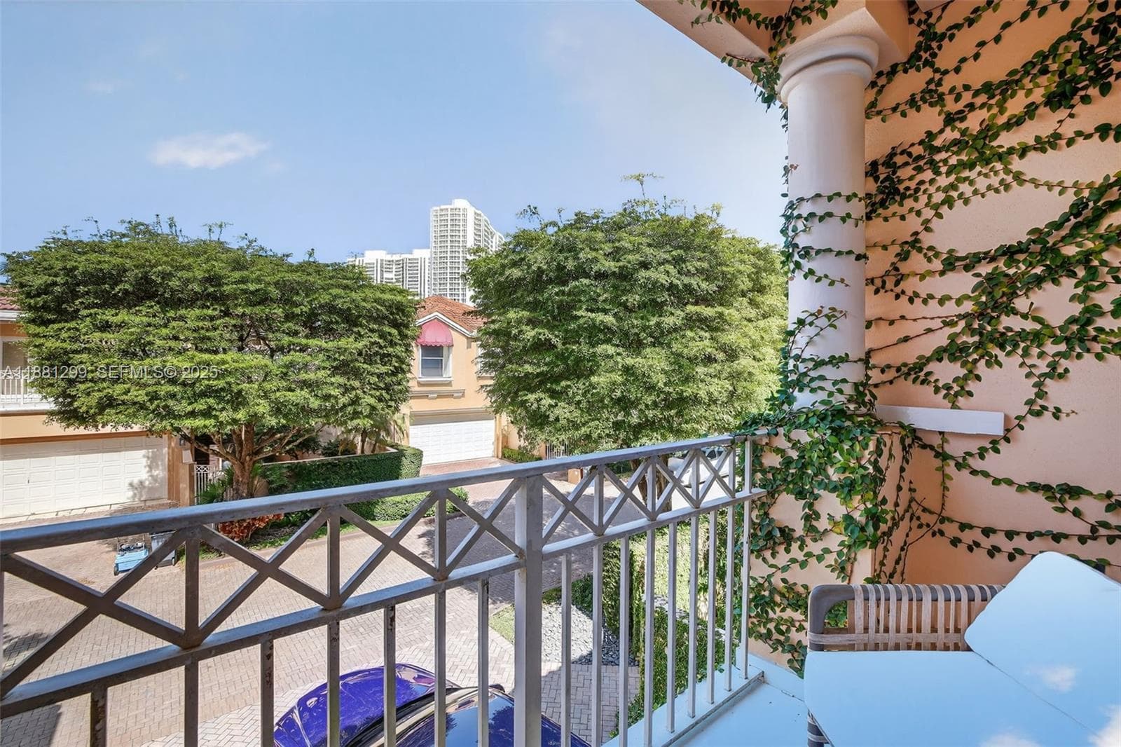 3710 NE 208th Ter, Aventura FL 33180 — 60