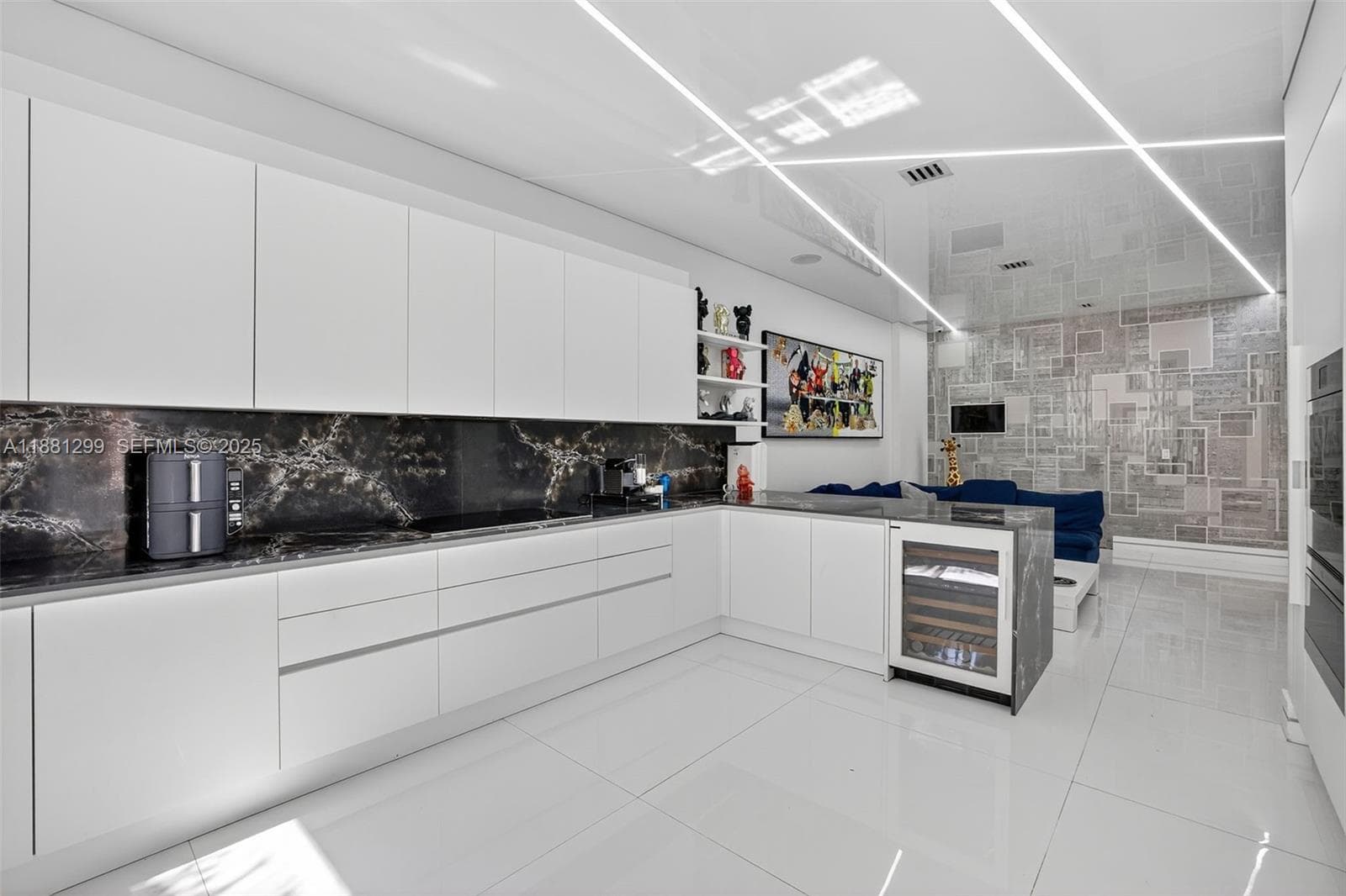 3710 NE 208th Ter, Aventura FL 33180 — 25