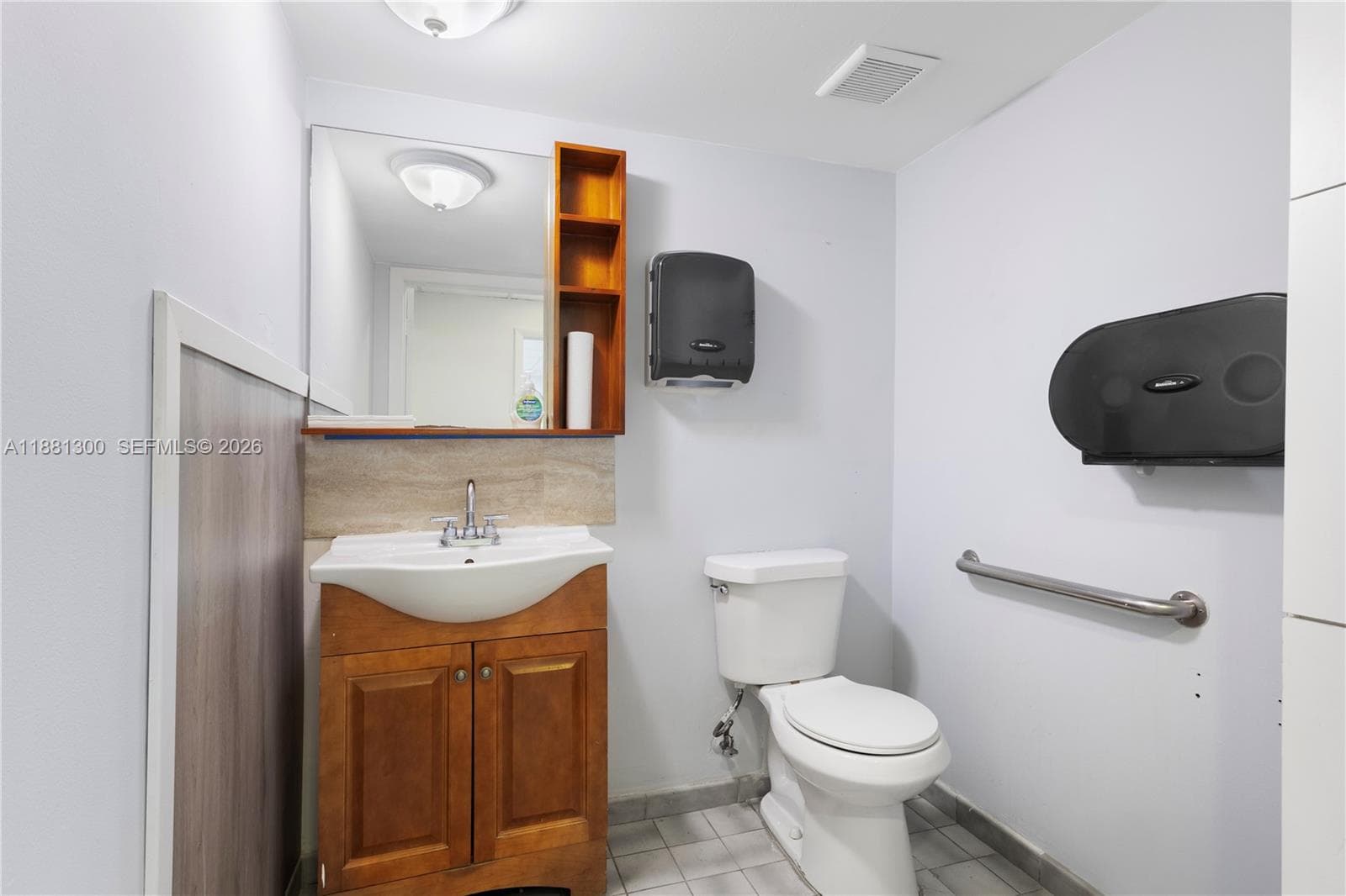 1740 NW 93 AV # 1740, Doral FL 33172 — 23