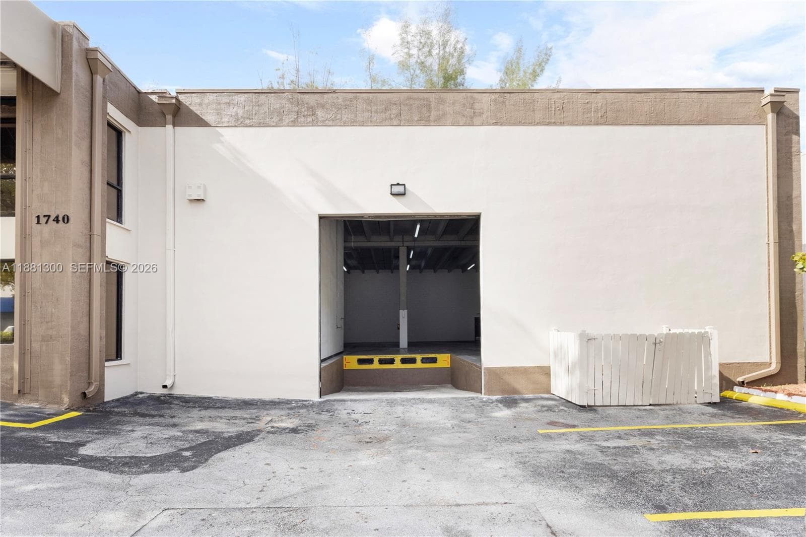 1740 NW 93 AV # 1740, Doral FL 33172 — 5