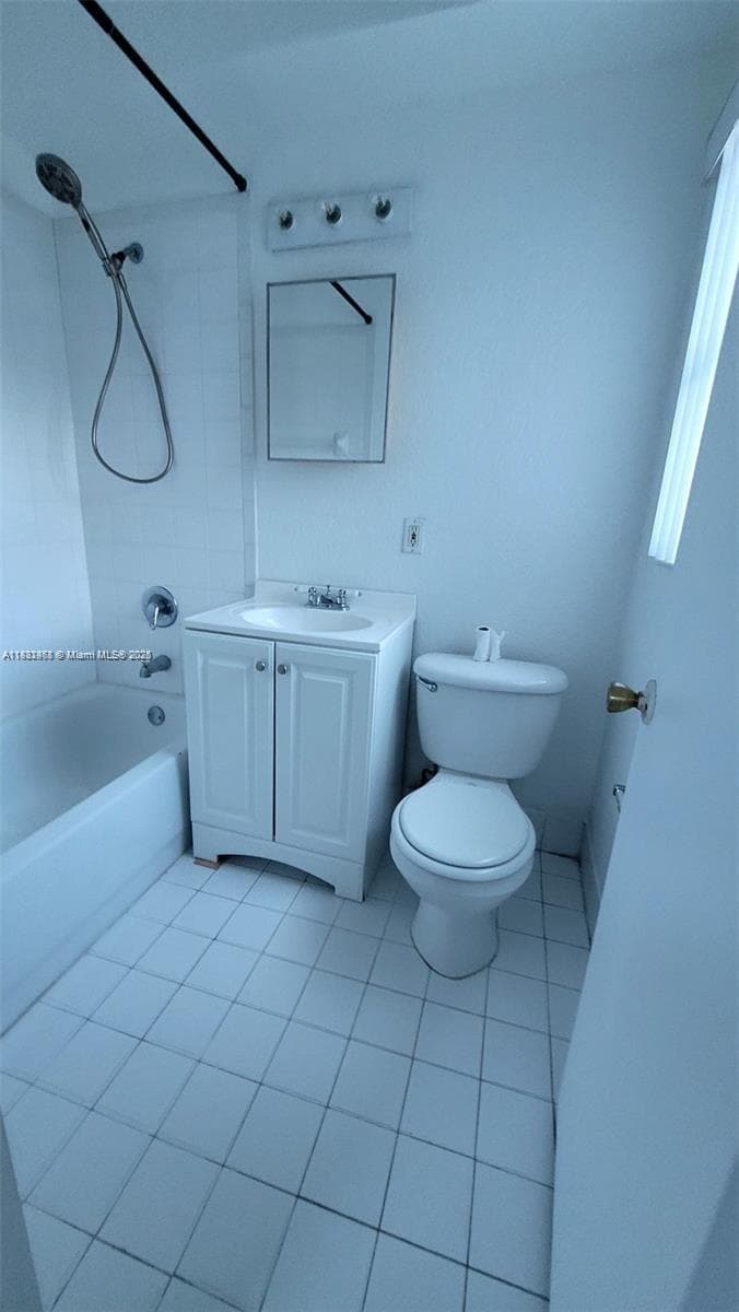 8453 NW 4th Ct # 8453, Miami FL 33150 — 11