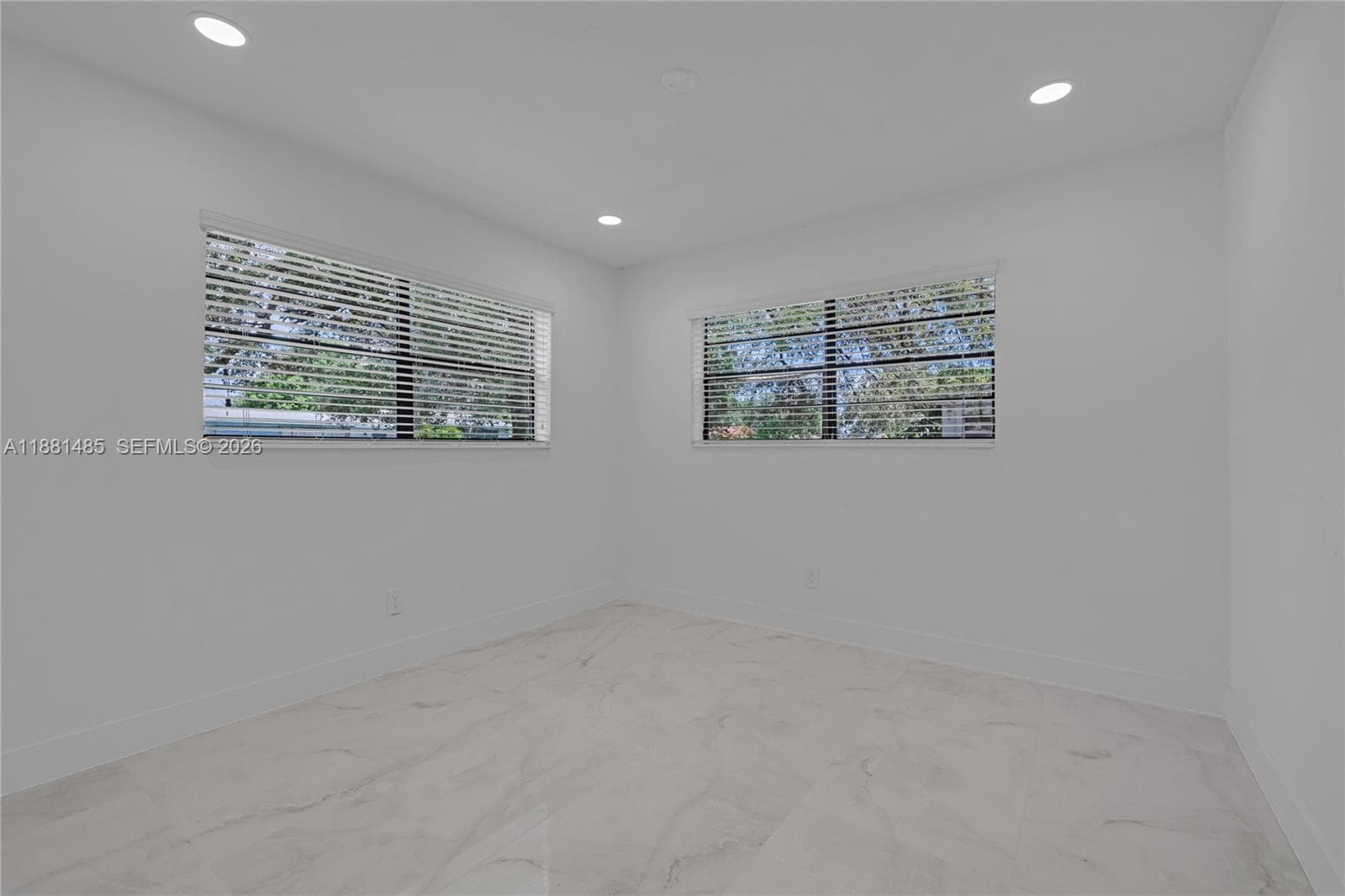 2960 NW 165th St, Miami Gardens FL 33054 — 13