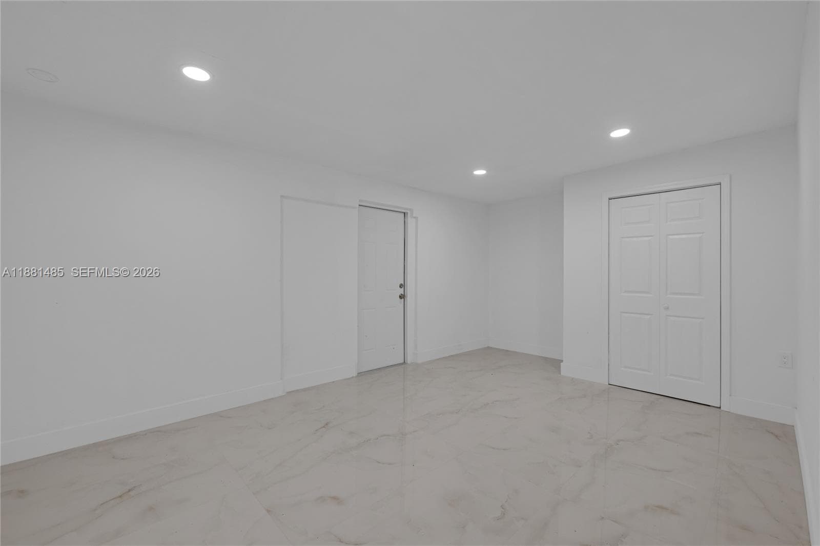 2960 NW 165th St, Miami Gardens FL 33054 — 16