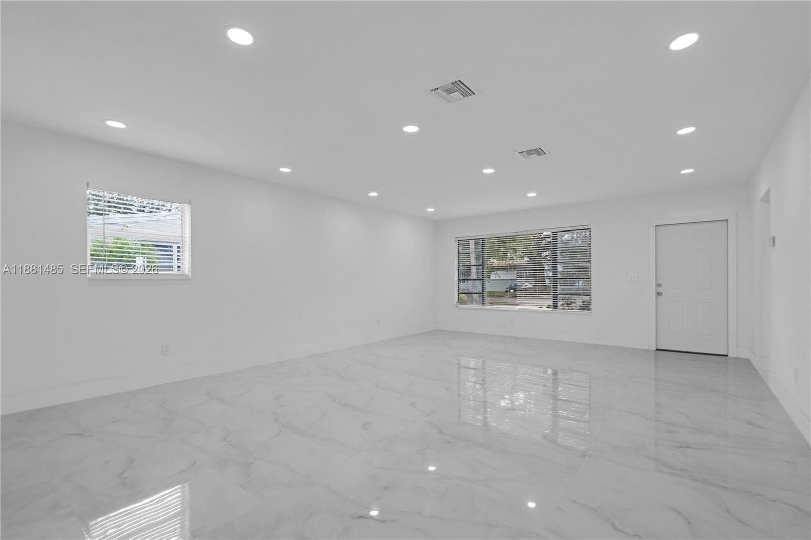 2960 NW 165th St, Miami Gardens FL 33054 — 7