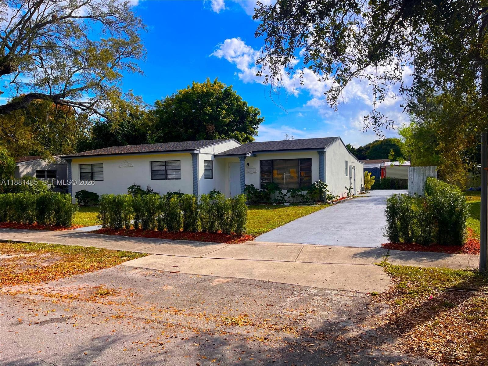 2960 NW 165th St, Miami Gardens FL 33054 — 3