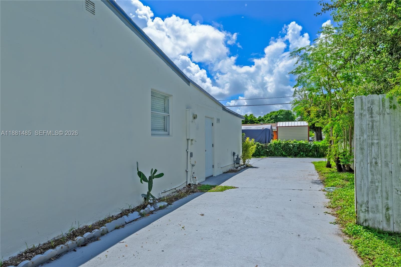 2960 NW 165th St, Miami Gardens FL 33054 — 19