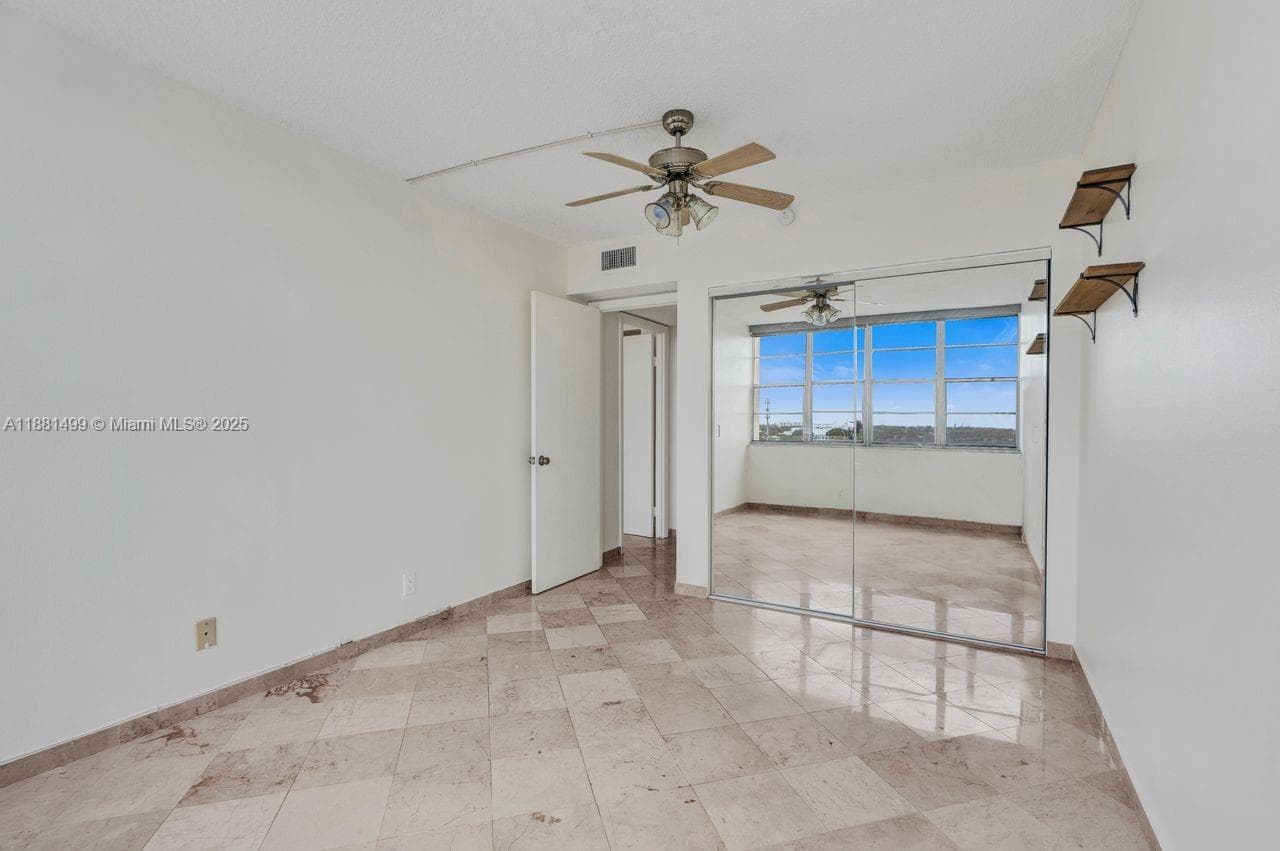 2025 NE 164th St # 716, North Miami Beach FL 33162 — 27