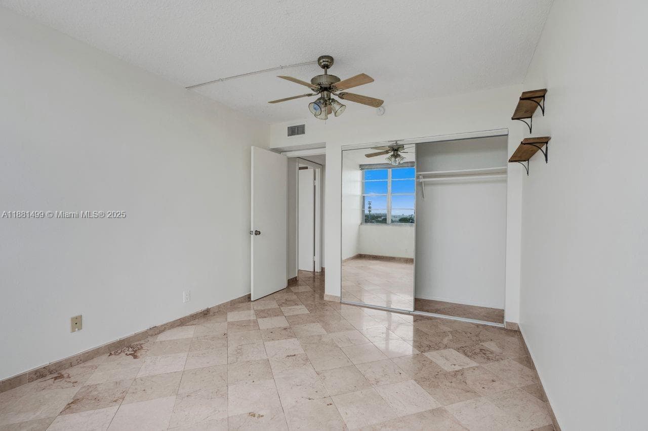 2025 NE 164th St # 716, North Miami Beach FL 33162 — 26