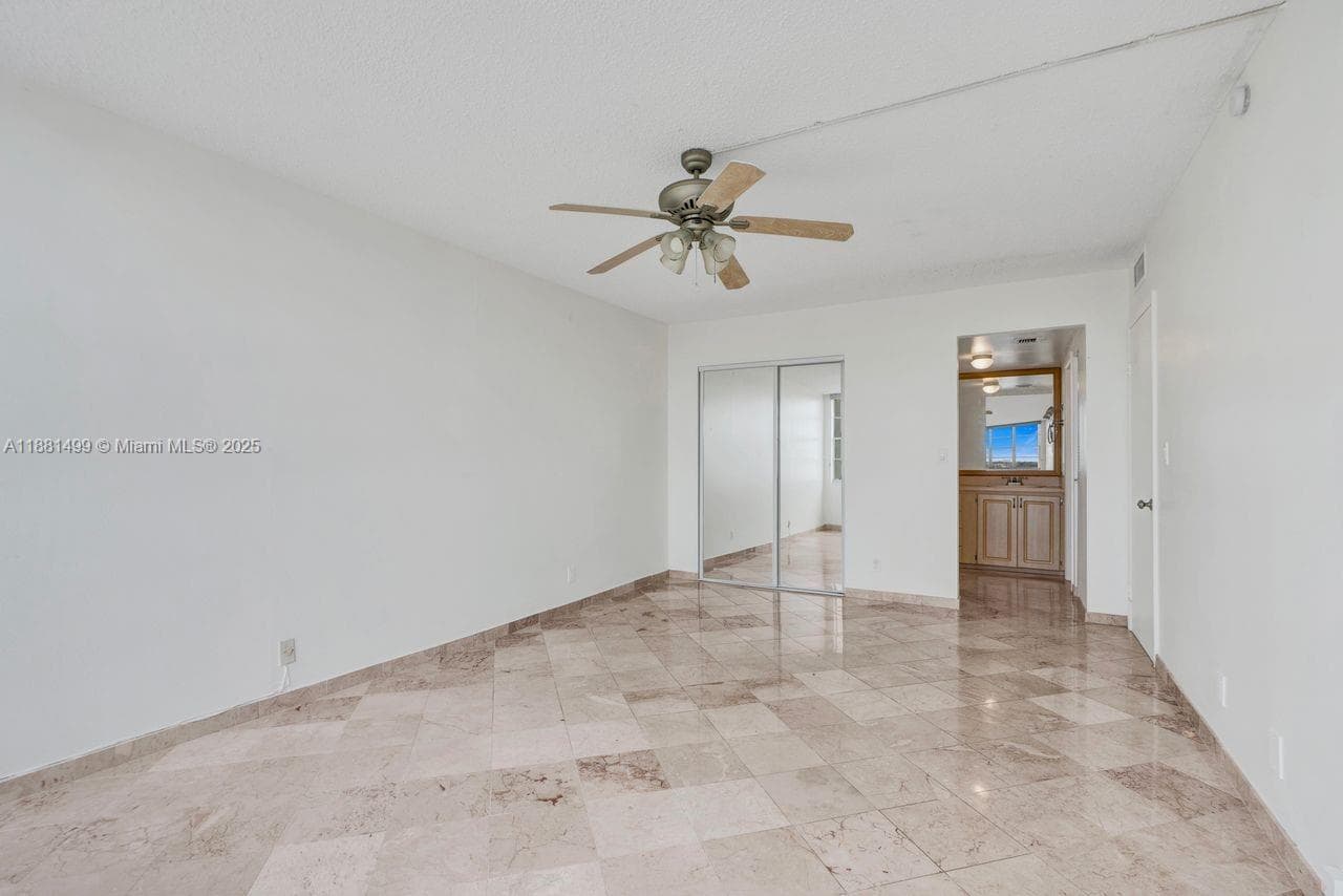 2025 NE 164th St # 716, North Miami Beach FL 33162 — 36