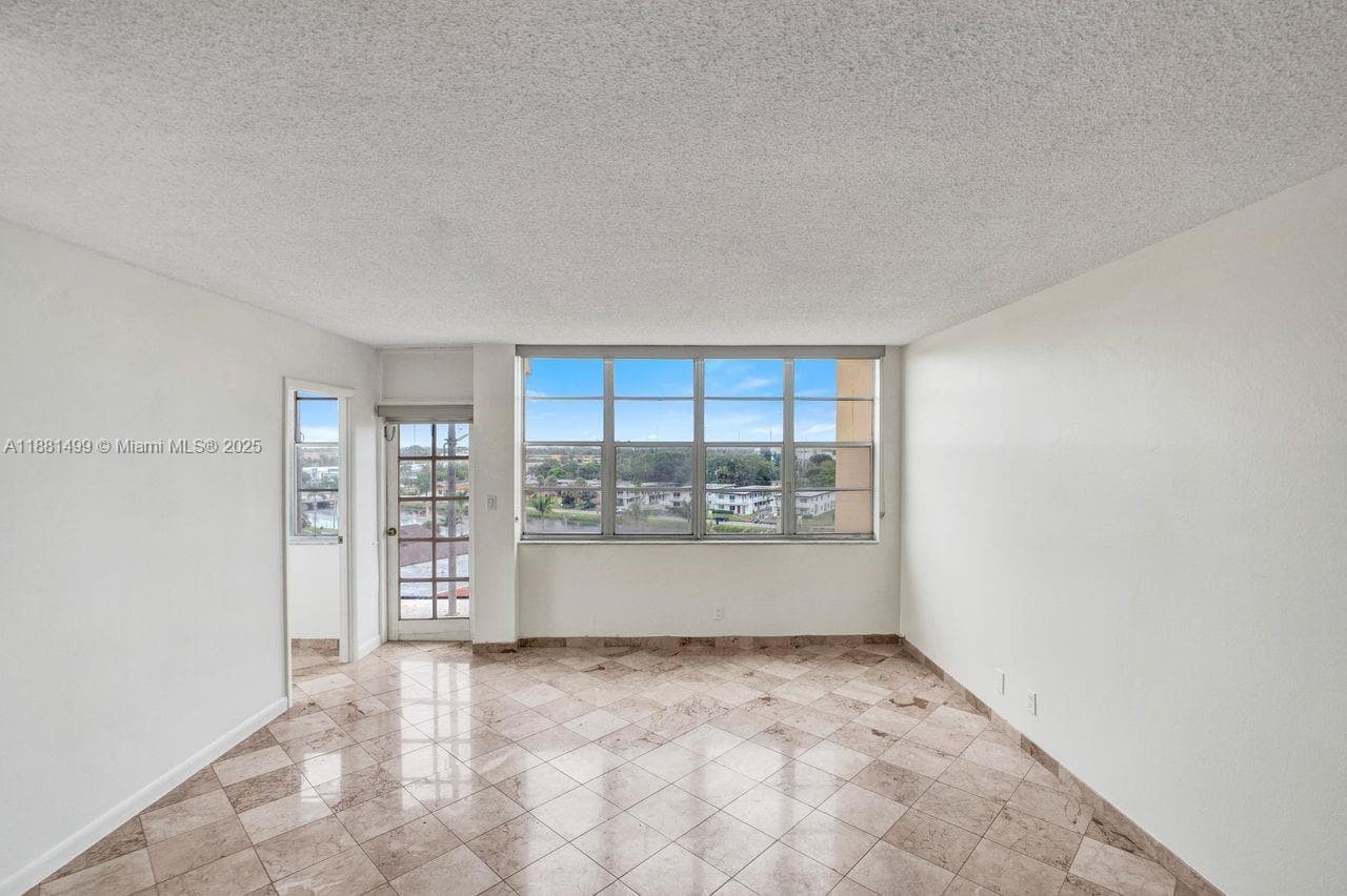 2025 NE 164th St # 716, North Miami Beach FL 33162 — 9