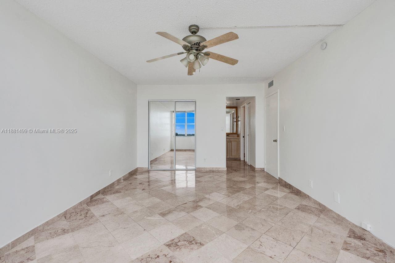 2025 NE 164th St # 716, North Miami Beach FL 33162 — 37