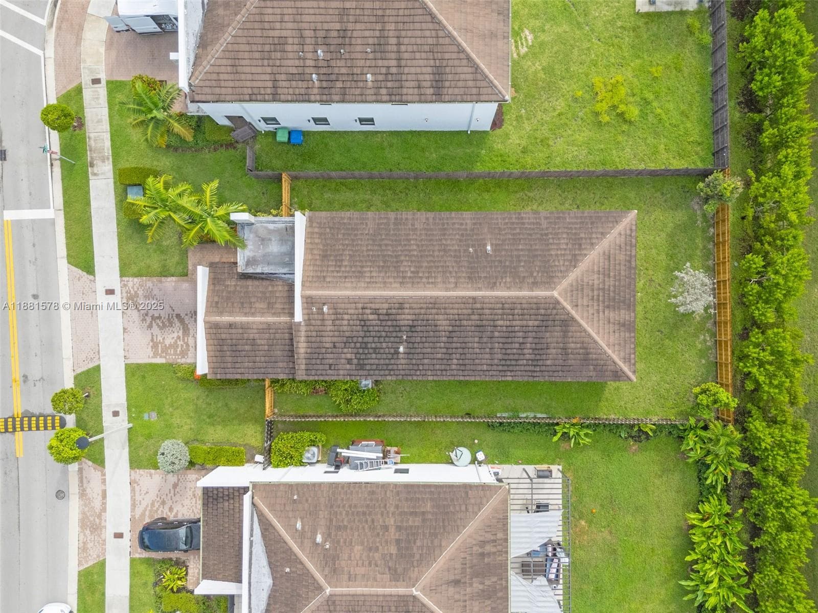Via Ventura Neighborhood, Miami, FL — 25