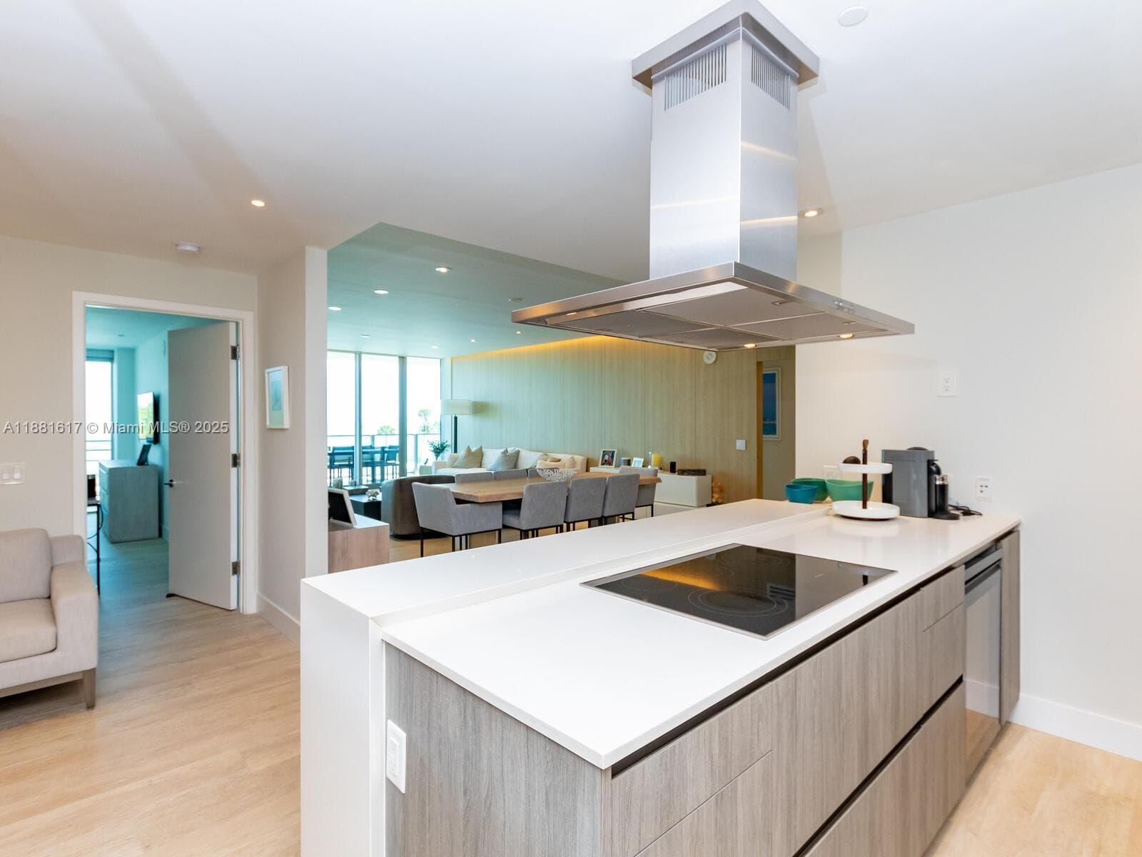 360 Ocean Dr # 304S, Key Biscayne FL 33149 — 32