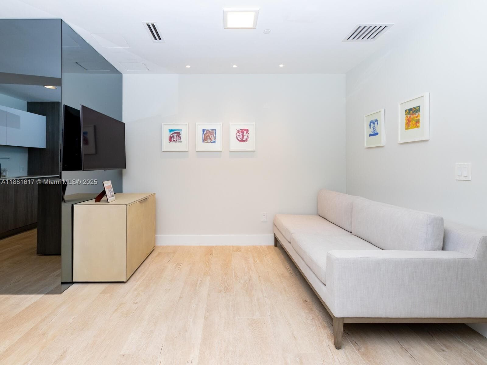 360 Ocean Dr # 304S, Key Biscayne FL 33149 — 29