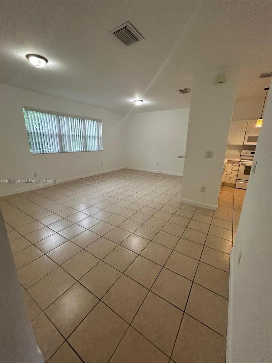 1650 NE 33rd Ave # 7, Homestead FL 33033 — 6
