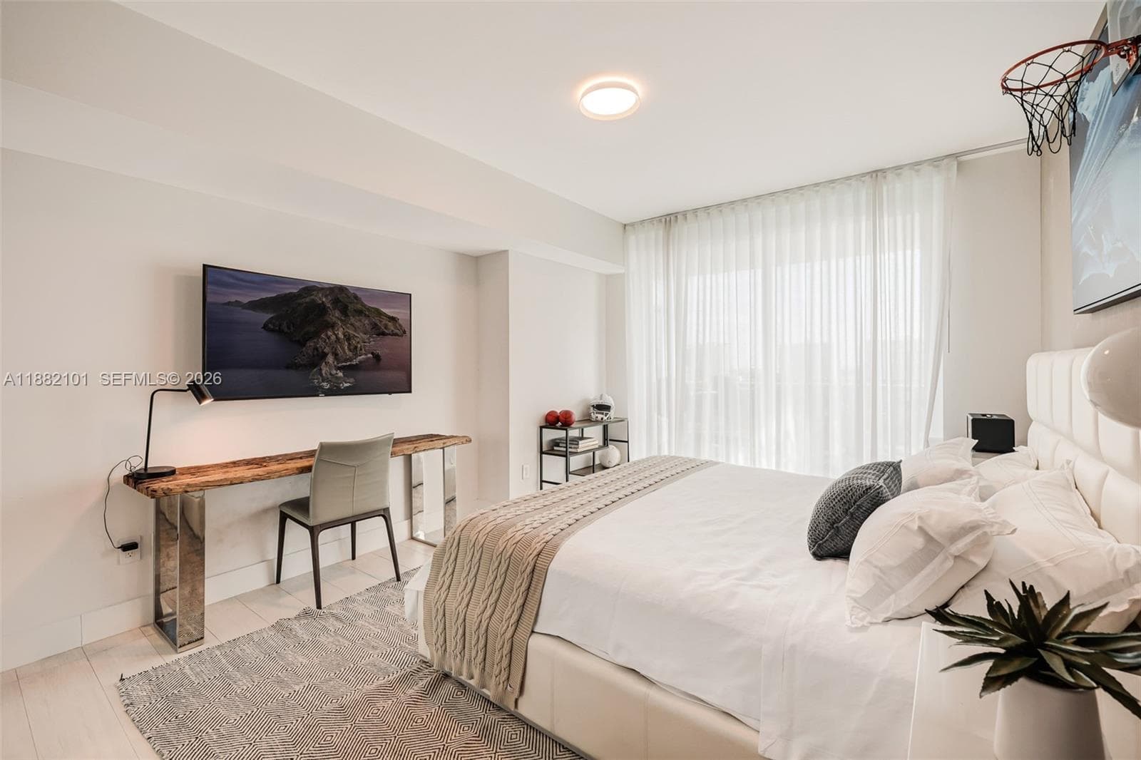 400 Sunny Isles Blvd # 920, Sunny Isles Beach FL 33160 — 22
