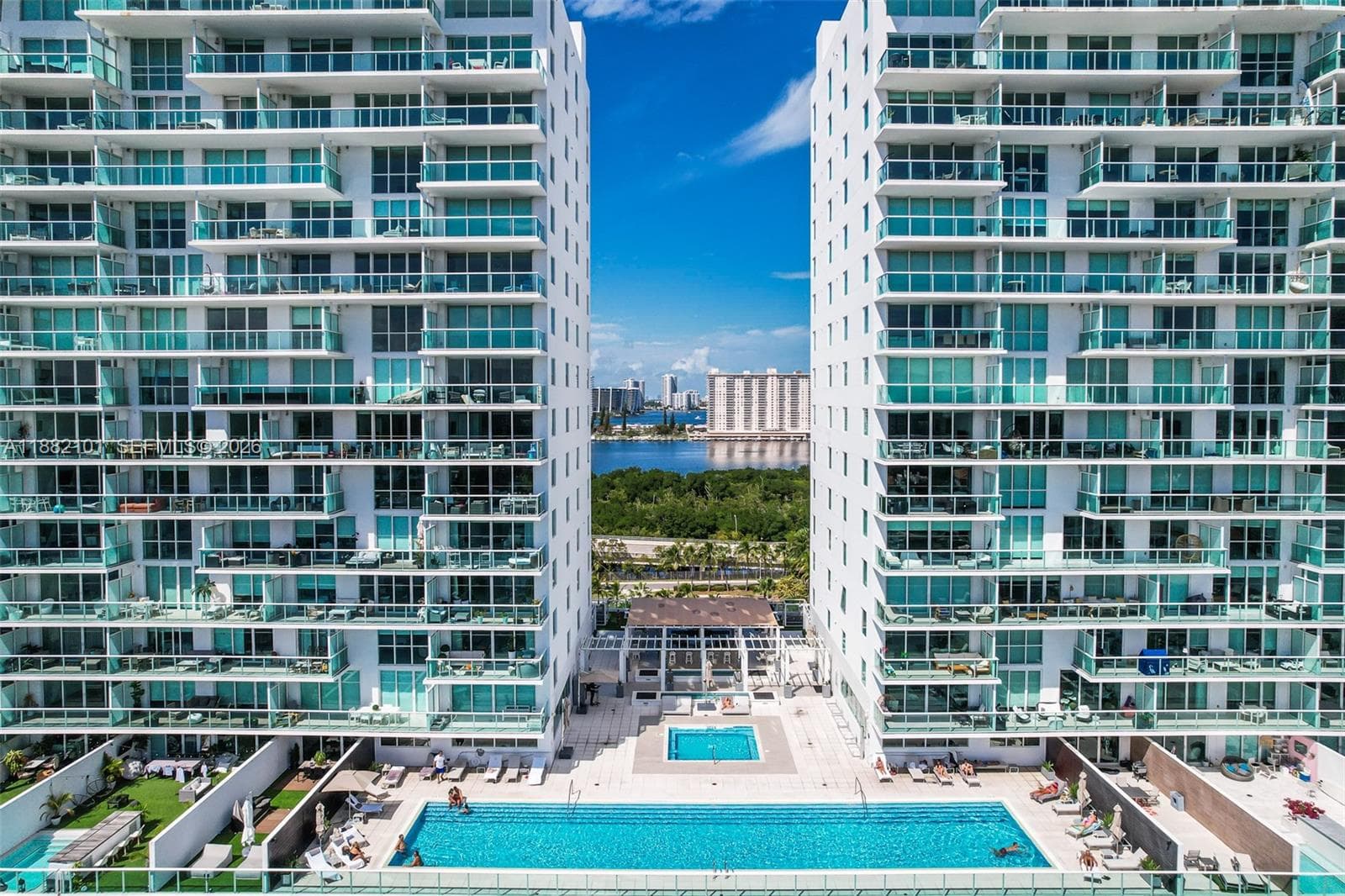 400 Sunny Isles Blvd # 920, Sunny Isles Beach FL 33160 — 7