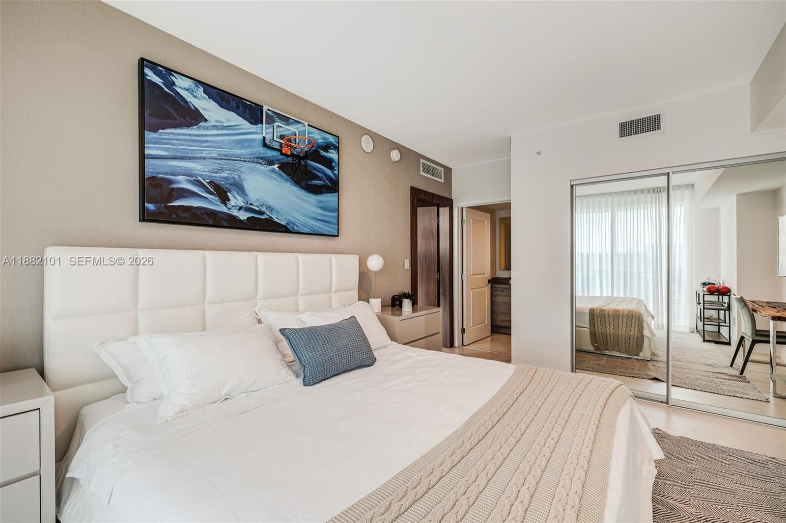 400 Sunny Isles Blvd # 920, Sunny Isles Beach FL 33160 — 24