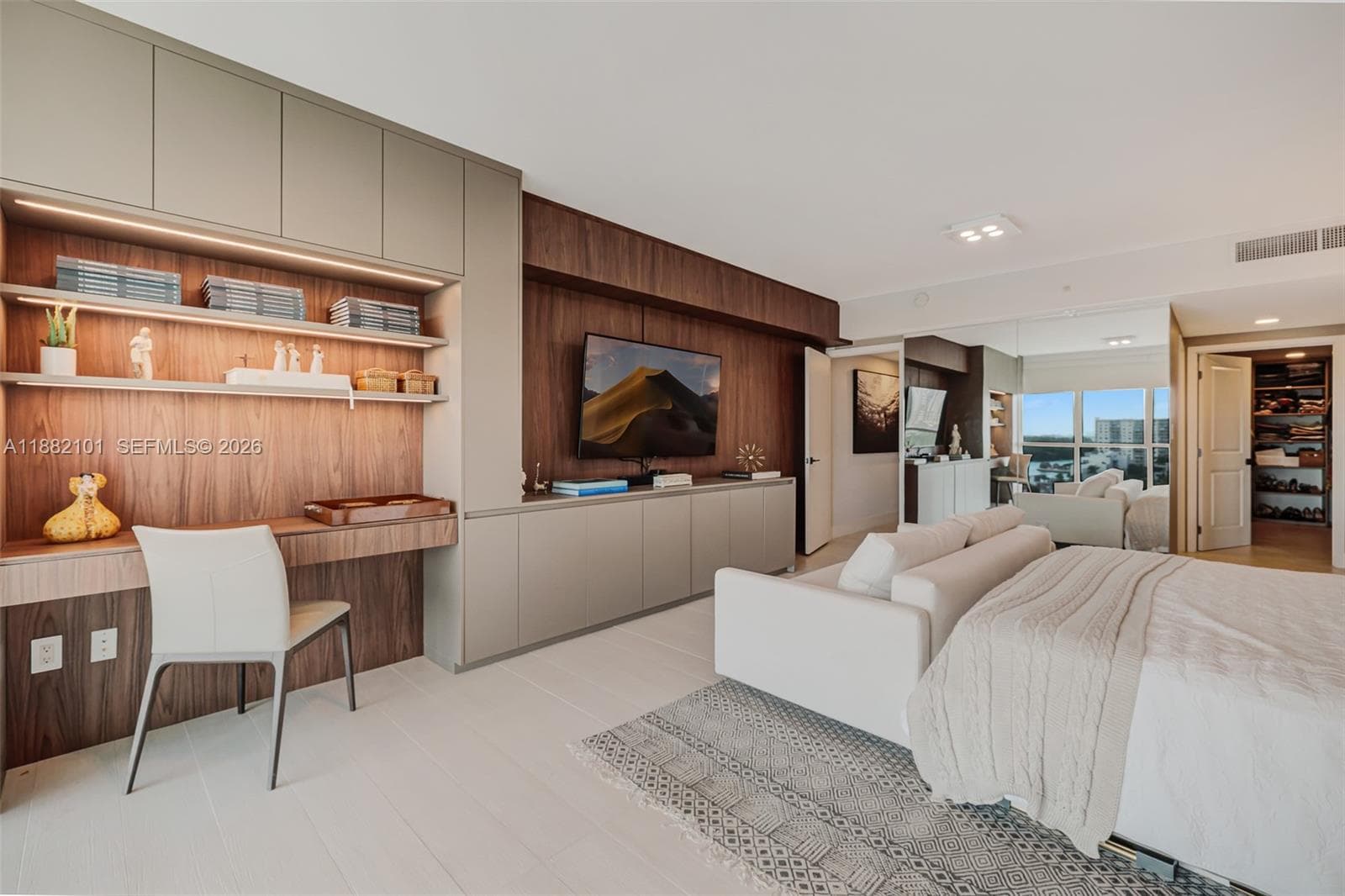 400 Sunny Isles Blvd # 920, Sunny Isles Beach FL 33160 — 30