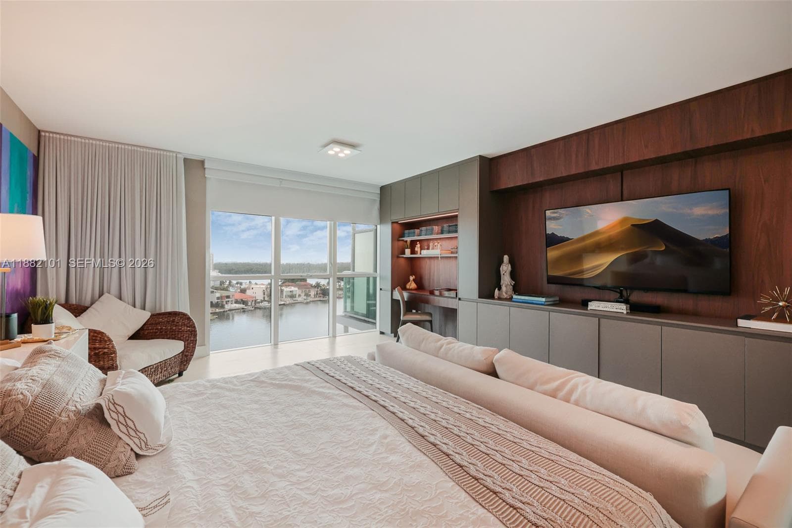 400 Sunny Isles Blvd # 920, Sunny Isles Beach FL 33160 — 33