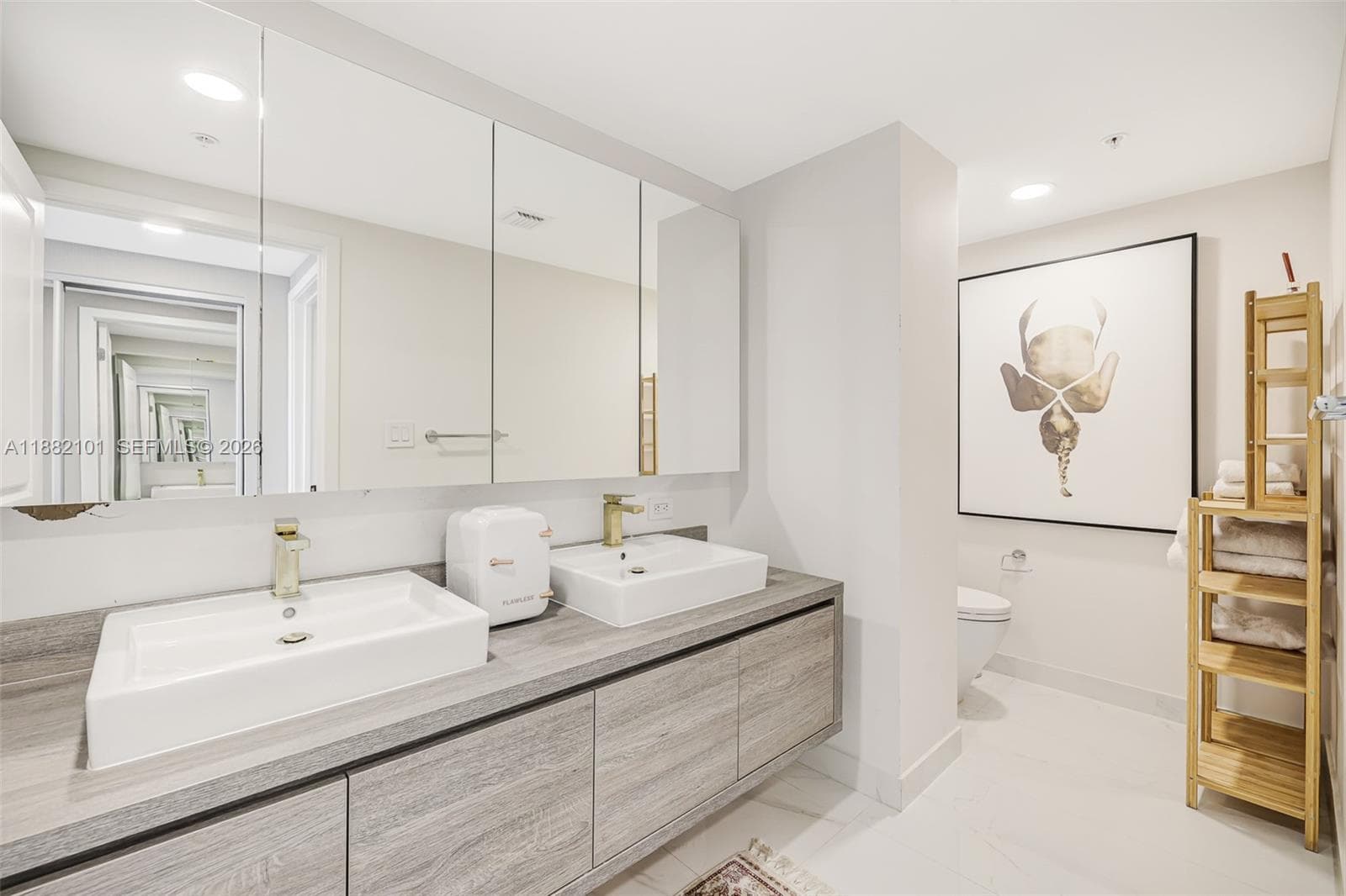 400 Sunny Isles Blvd # 920, Sunny Isles Beach FL 33160 — 35