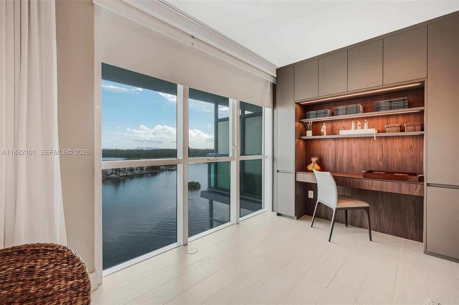 400 Sunny Isles Blvd # 920, Sunny Isles Beach FL 33160 — 29