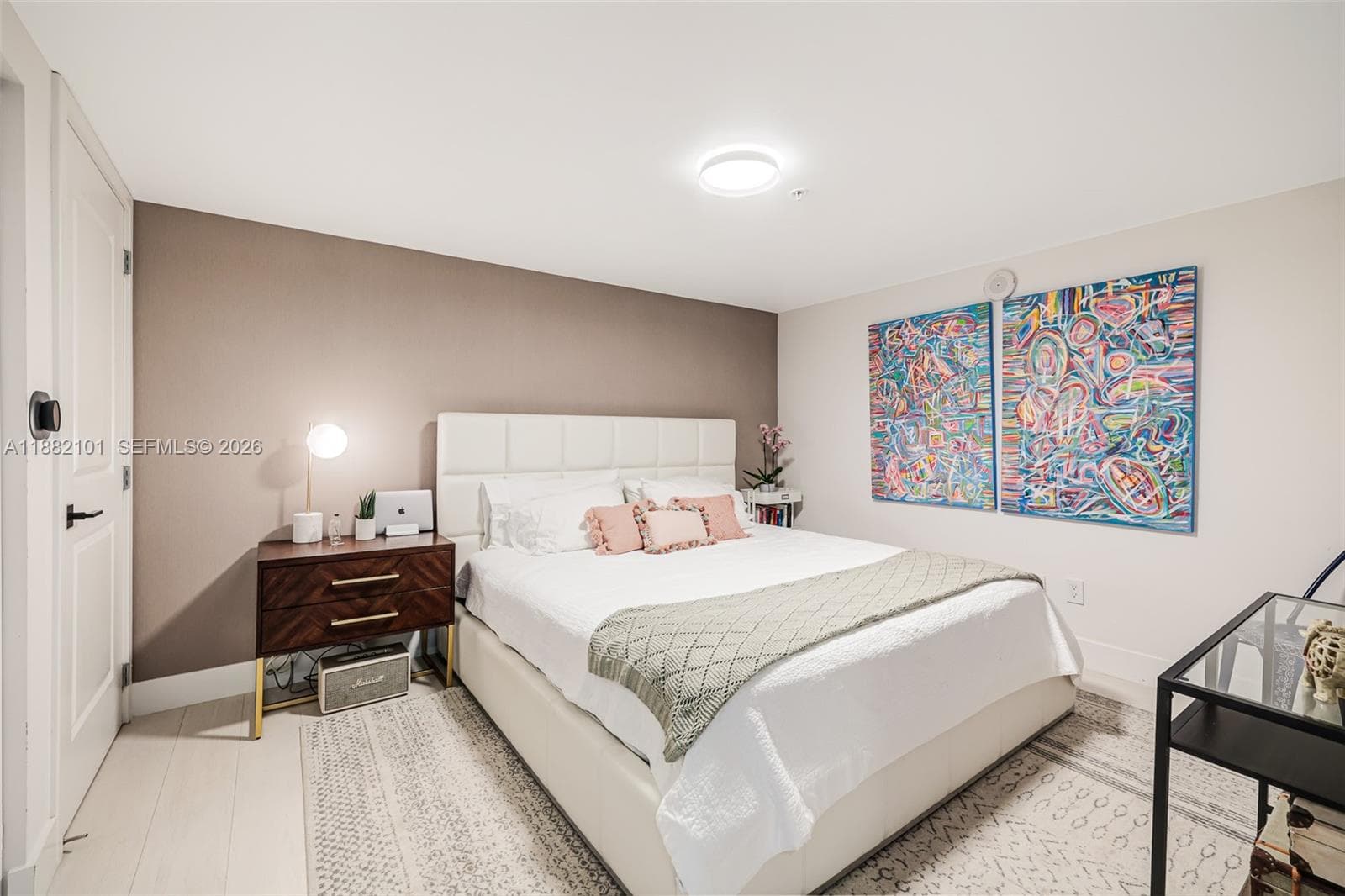 400 Sunny Isles Blvd # 920, Sunny Isles Beach FL 33160 — 25