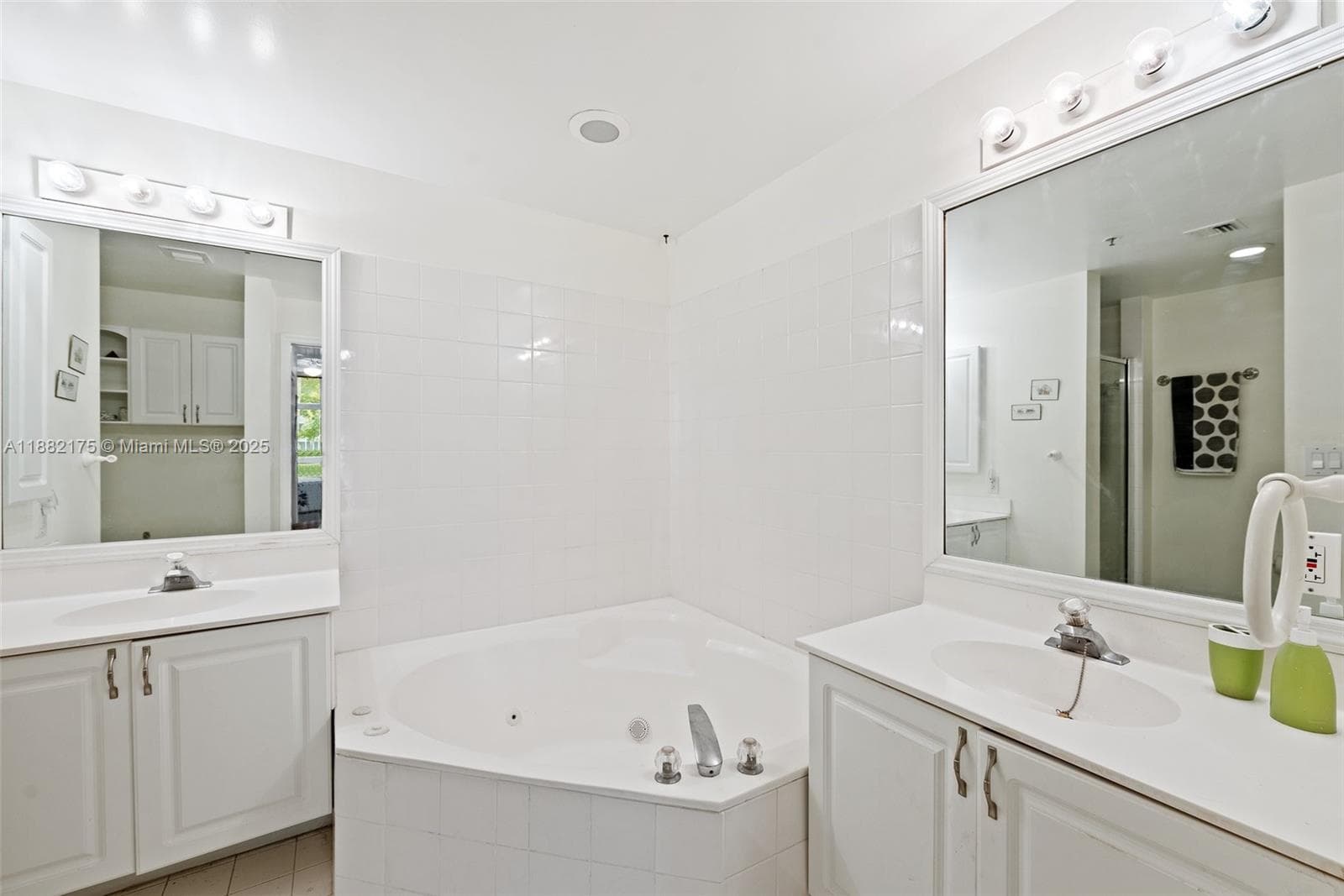9805 NW 52nd St # 216, Doral FL 33178 — 17