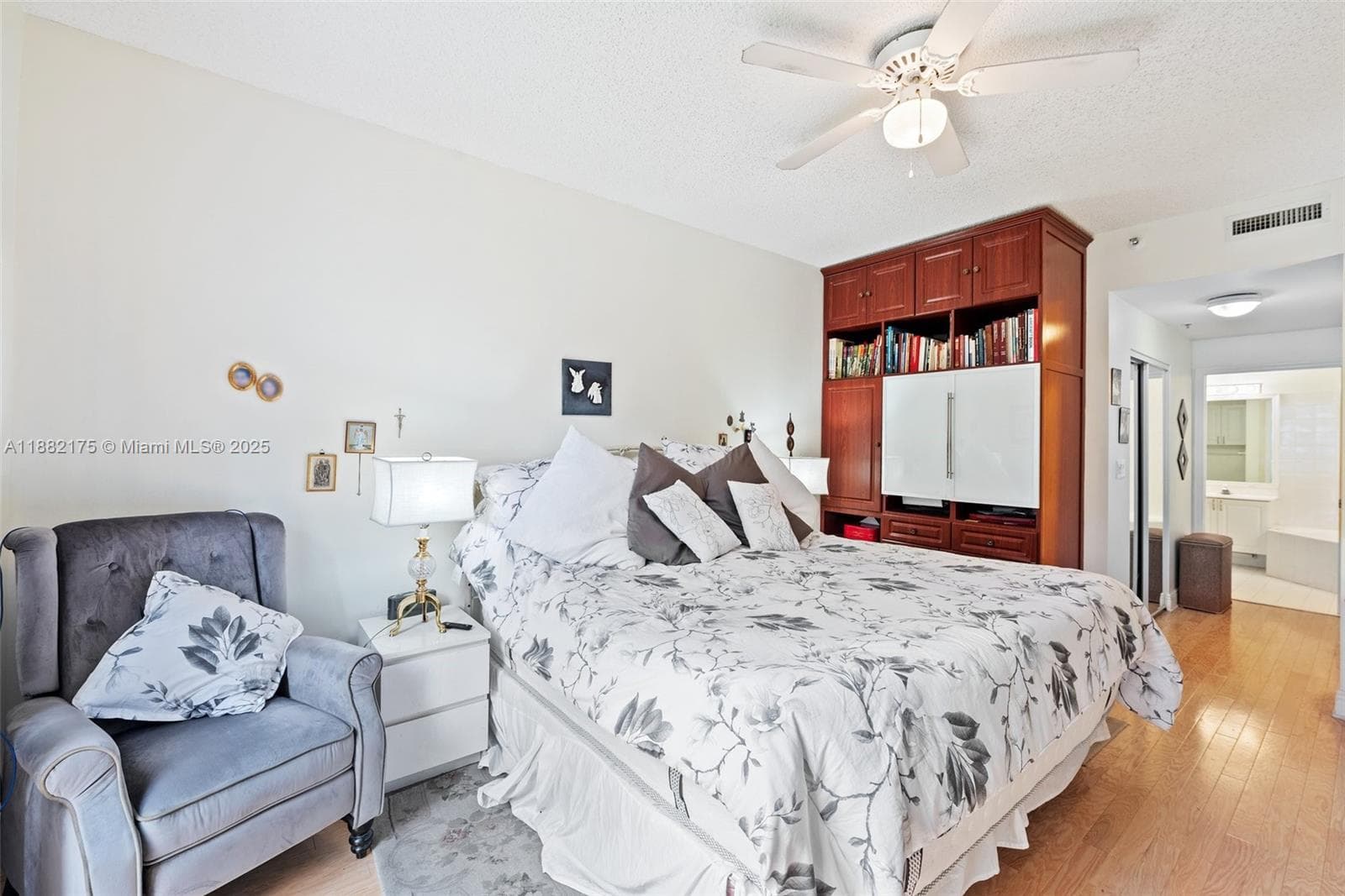 9805 NW 52nd St # 216, Doral FL 33178 — 16