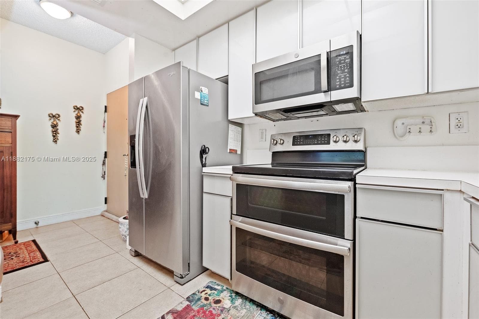 9805 NW 52nd St # 216, Doral FL 33178 — 12